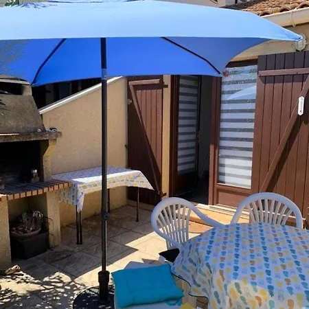 Petite De Avec Piscine * Gruissan